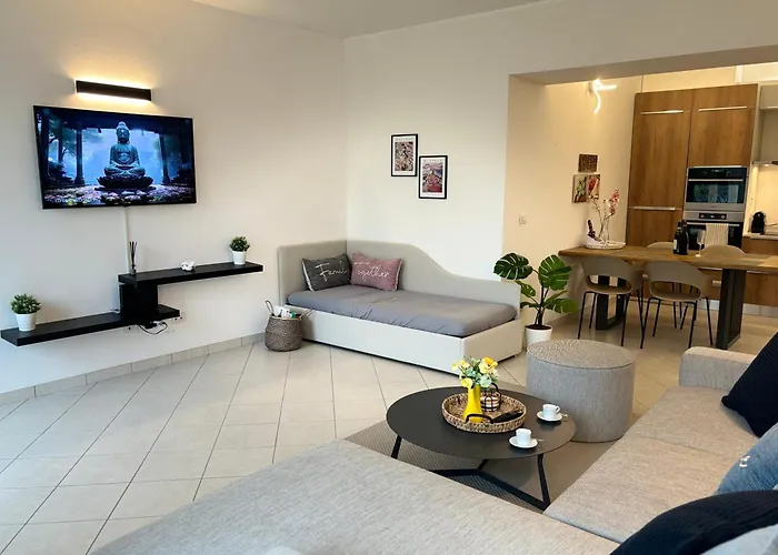 Zen - With Jacuzzi, Panoramic Views Apartmán *